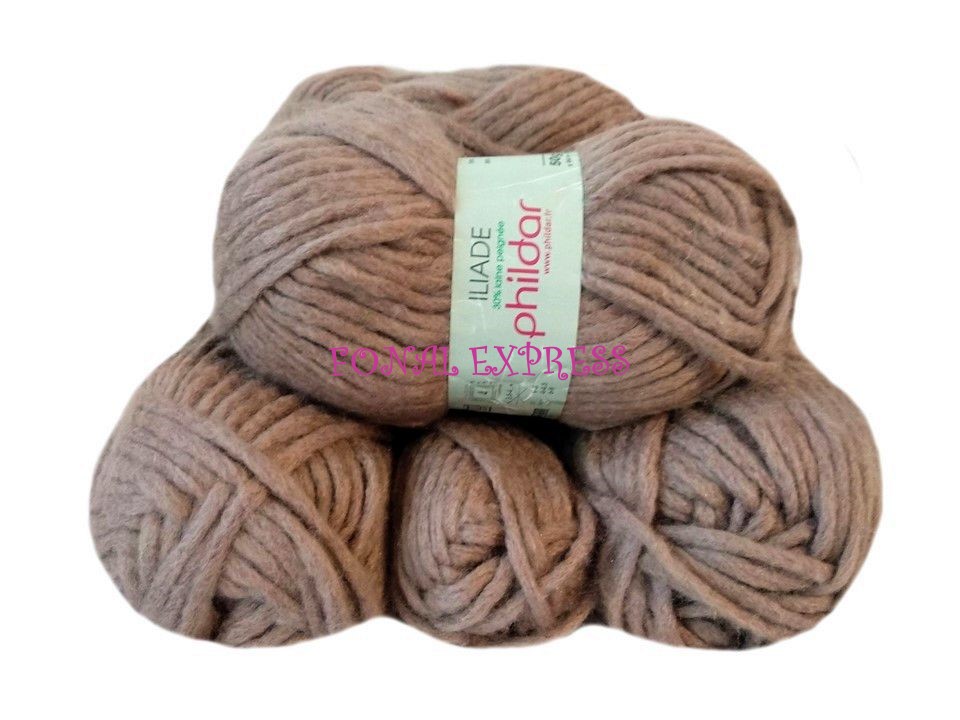 235 g PHILDAR gyapjú akril fonal. 50 g 84m. Tű 3,5-4 mm. 